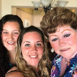 Meet your Posher, Angela